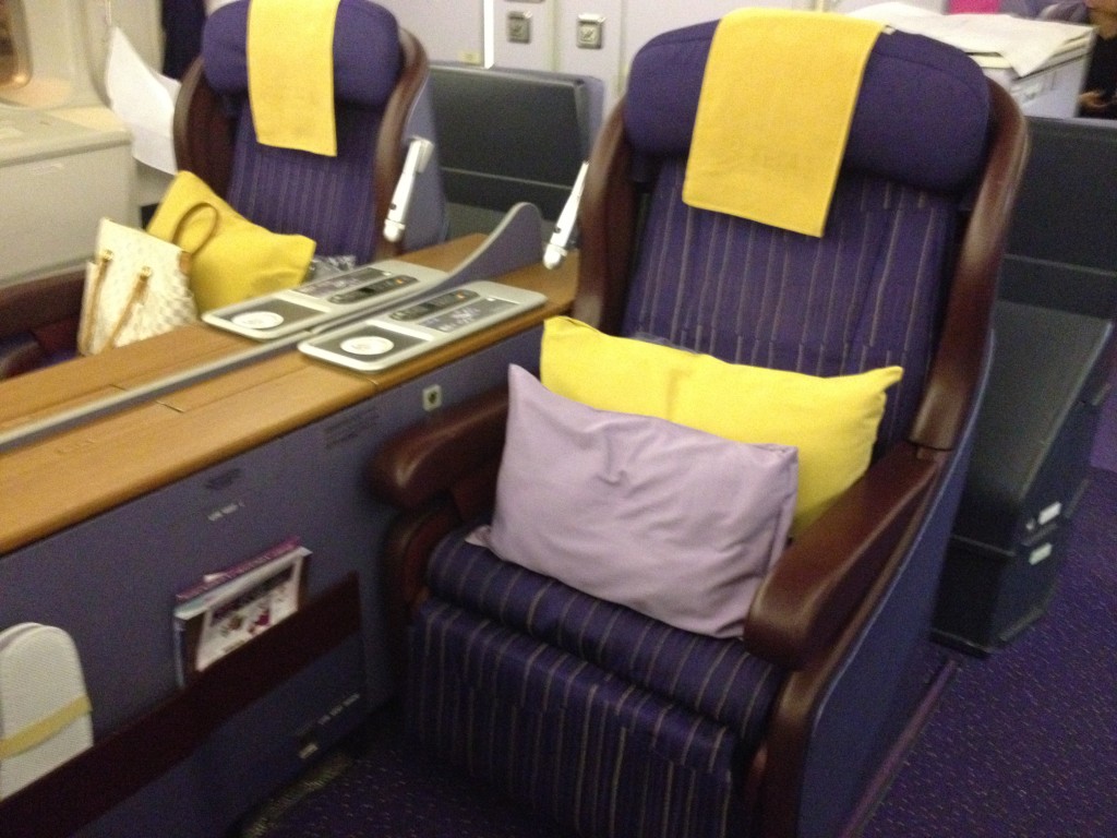 Thai Airways First Class Seat 747 Bangkok to Sydney