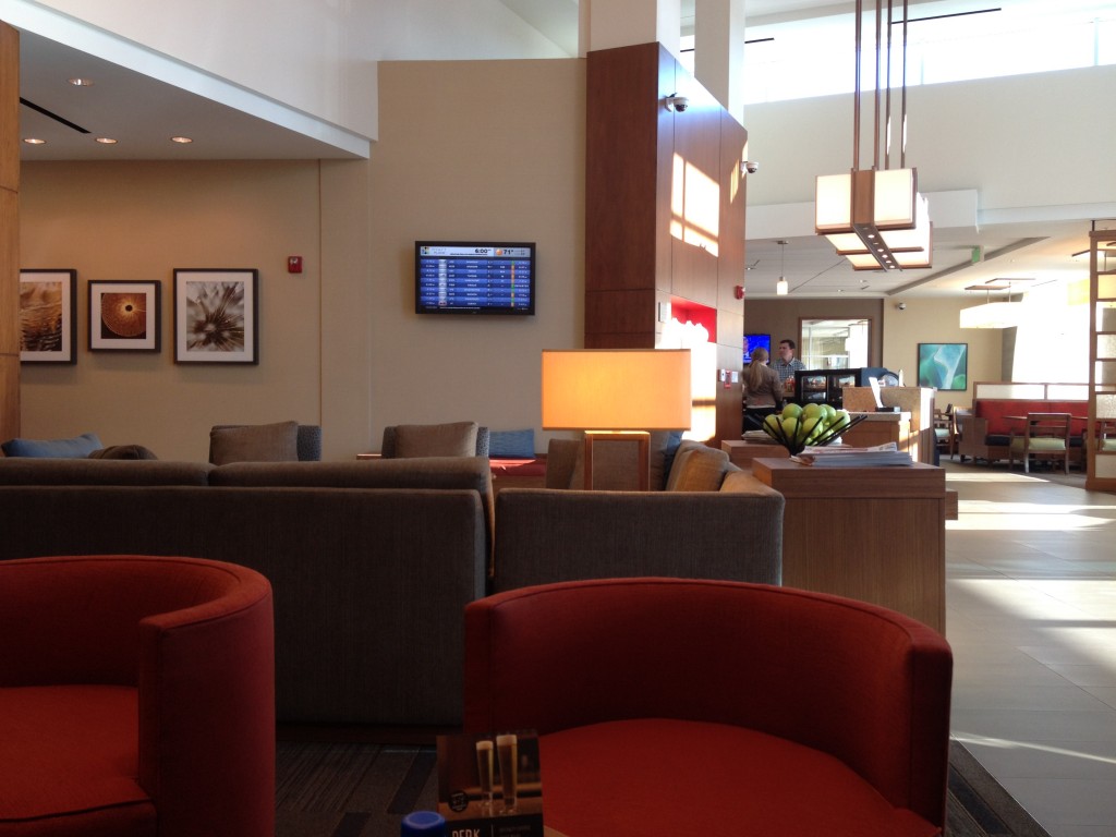 Hyatt Place LAX lobby