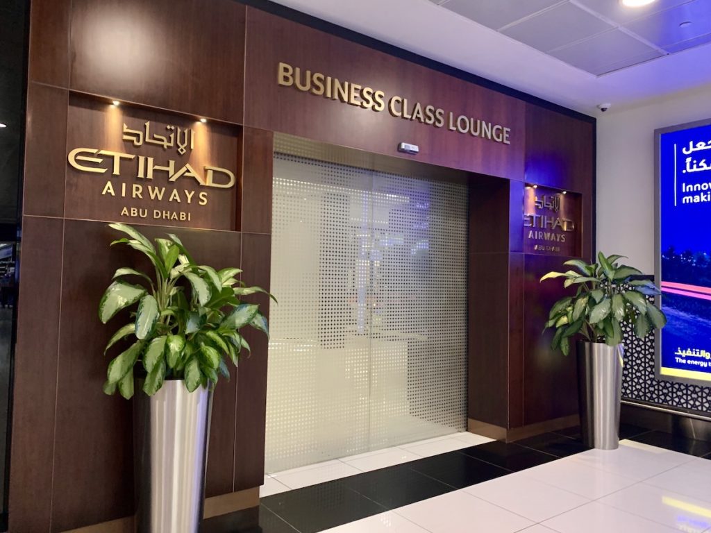 Etihad Business Class Lounge Abu Dhabi Review | PointChaser